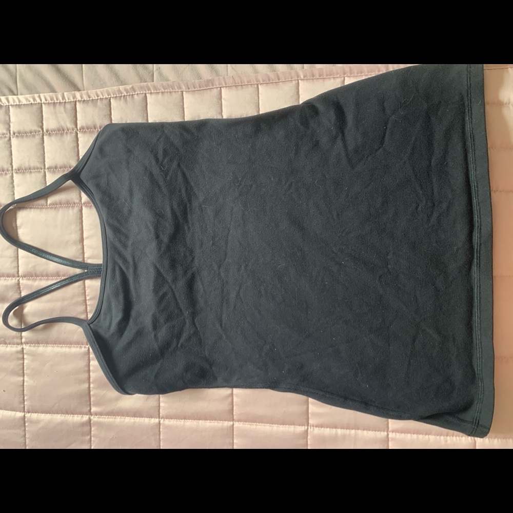 Lululemon workout top